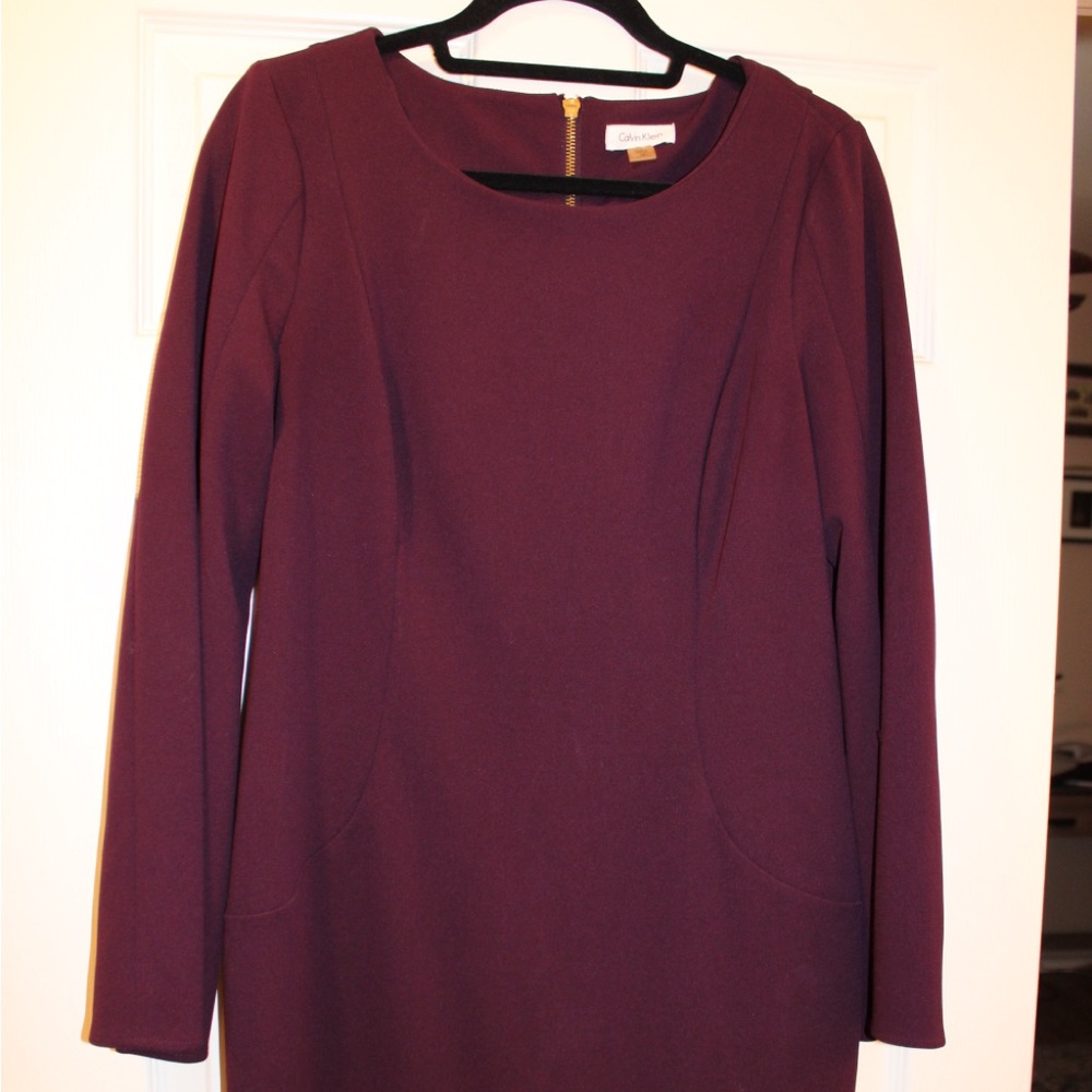 Calvin Klein deep purple butterfly sleeve fitted dress size 12